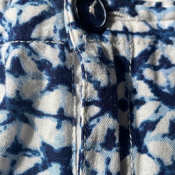 Miami Blue and White Shorts Size Small - Picture 2 of 5